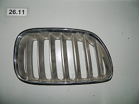 РЕШЁТКА РАДИАТОРА ПРАВАЯ BMW X5 E53 2003-2006